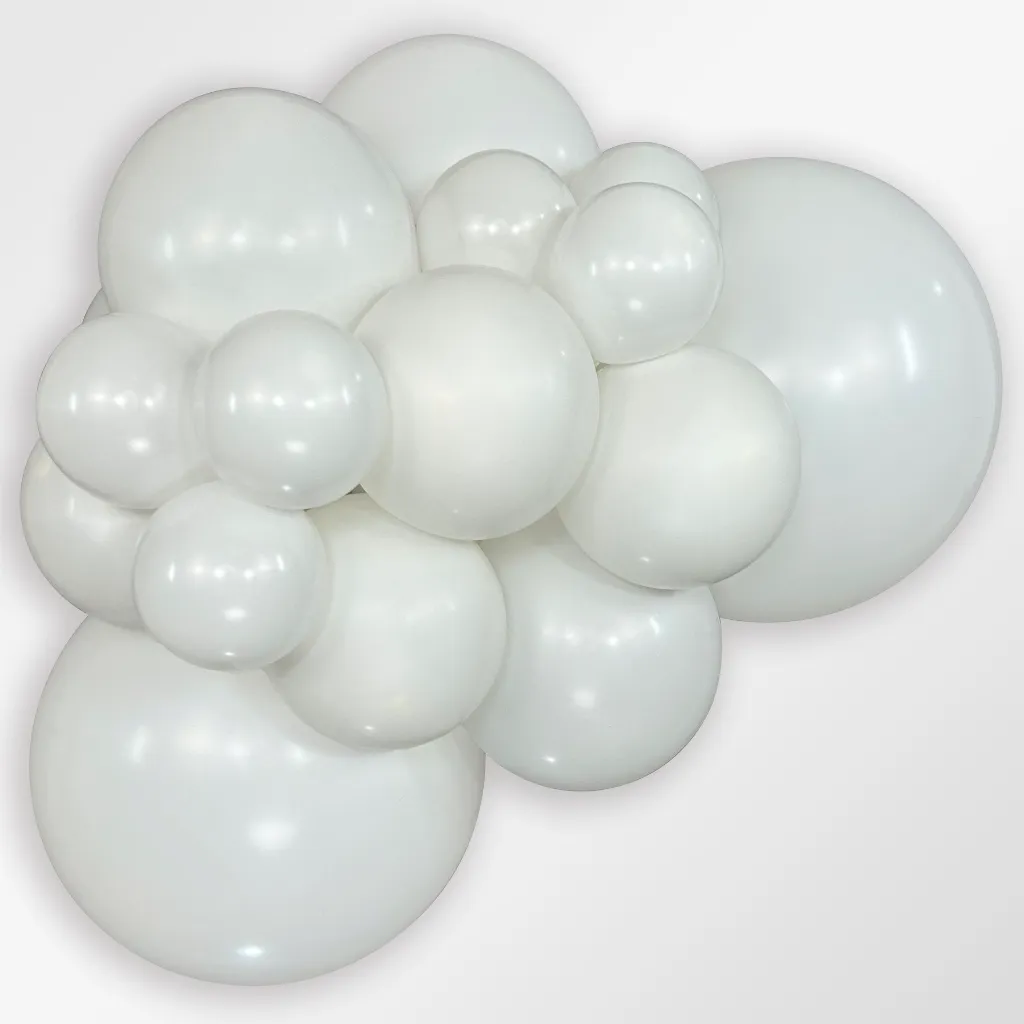 FashionWhite_Latex_Clusters.webp